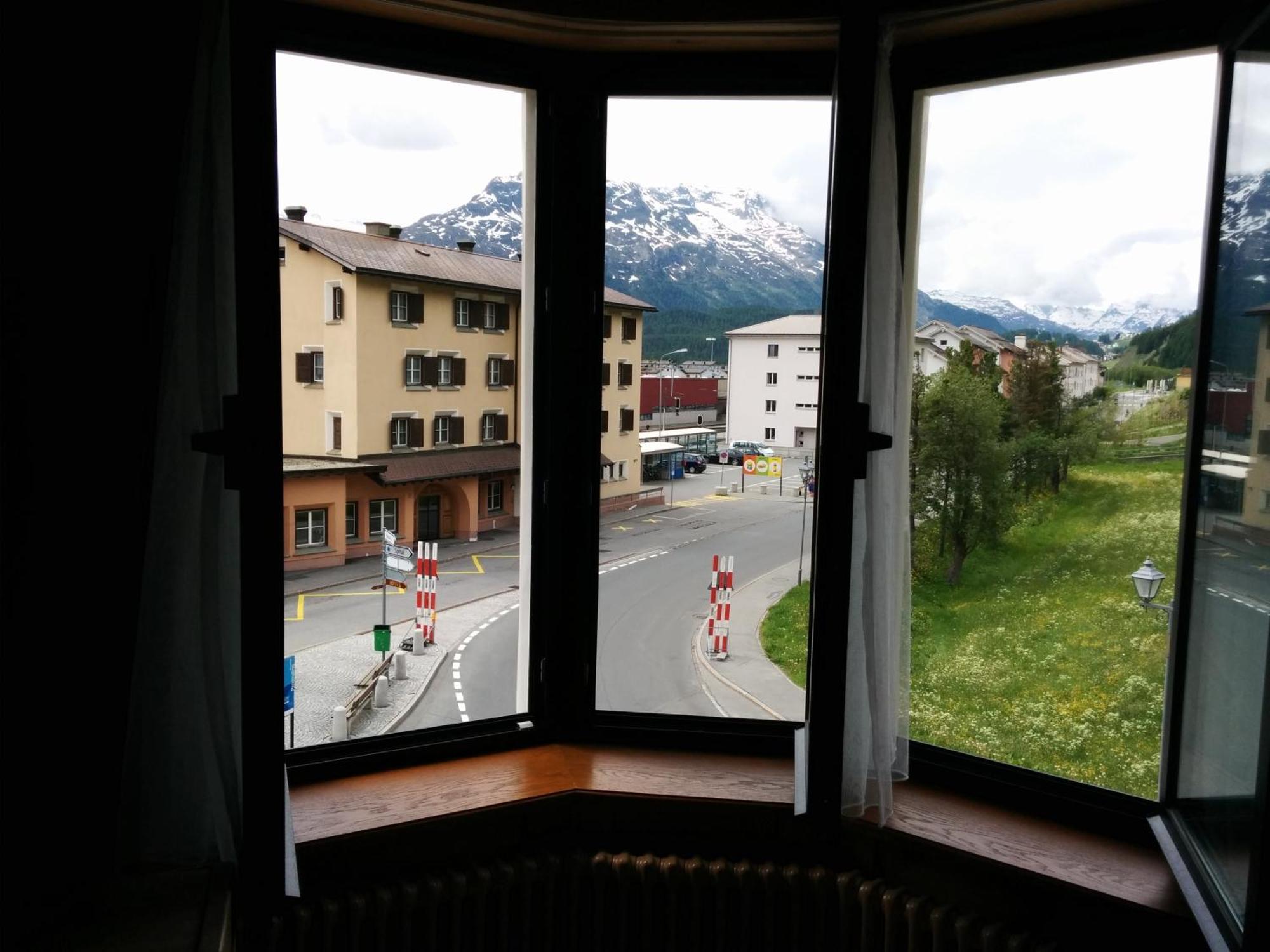 Hotel Terminus Samedan Room photo